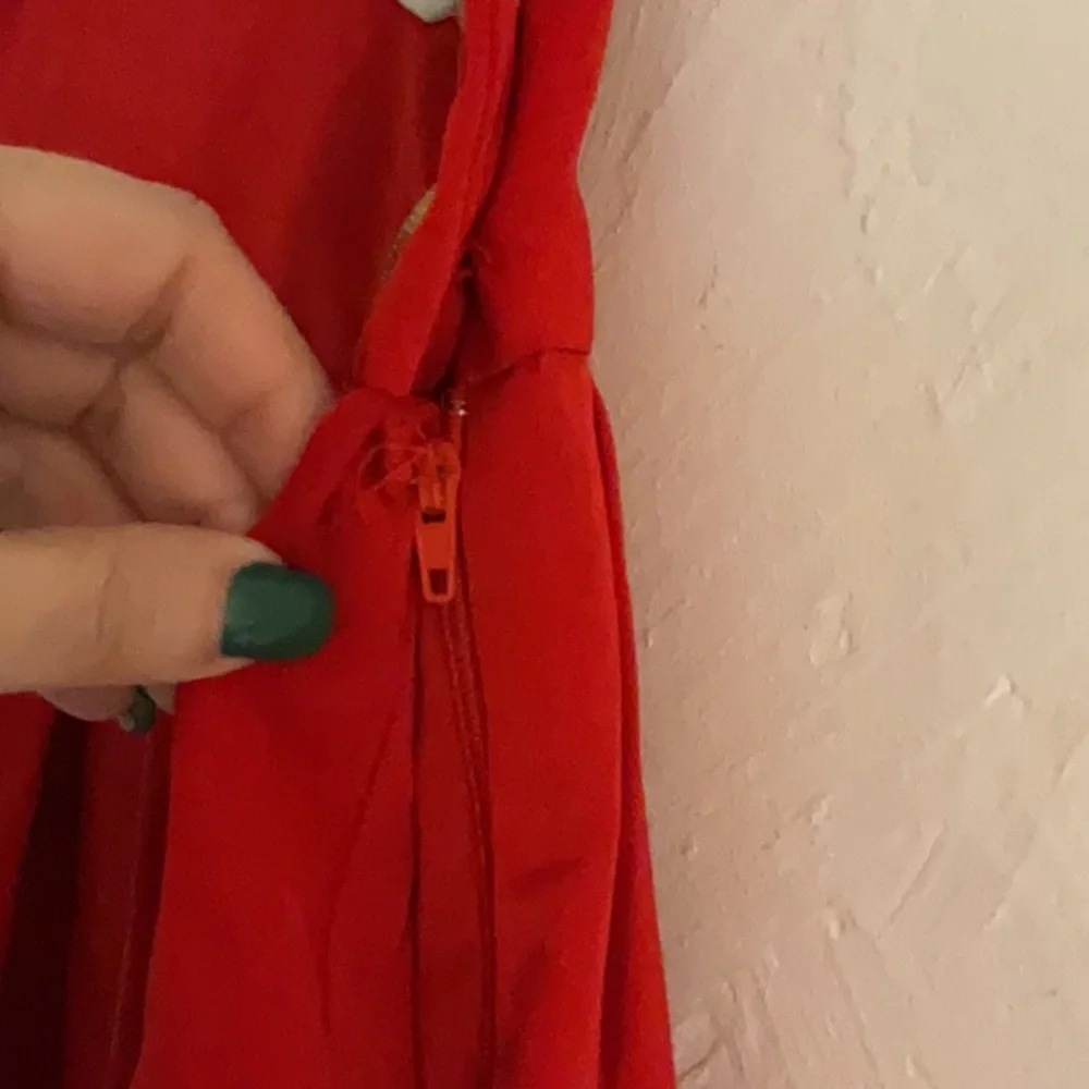 Sale! Chouyatou Pleated Mini Skirt w/Button Detail, Size XS, Red - Picture 3 of 6